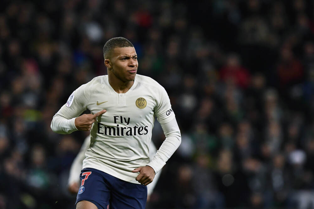 被喊话主动追求孙颖莎，帅哥亮相，25岁，阳光型，陪伴多年，谁留意他表态